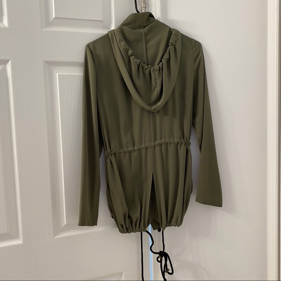 Guess jacket - Picture 2 of 3